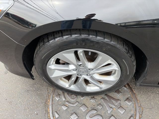 Used 2018 Honda Accord LX image 10