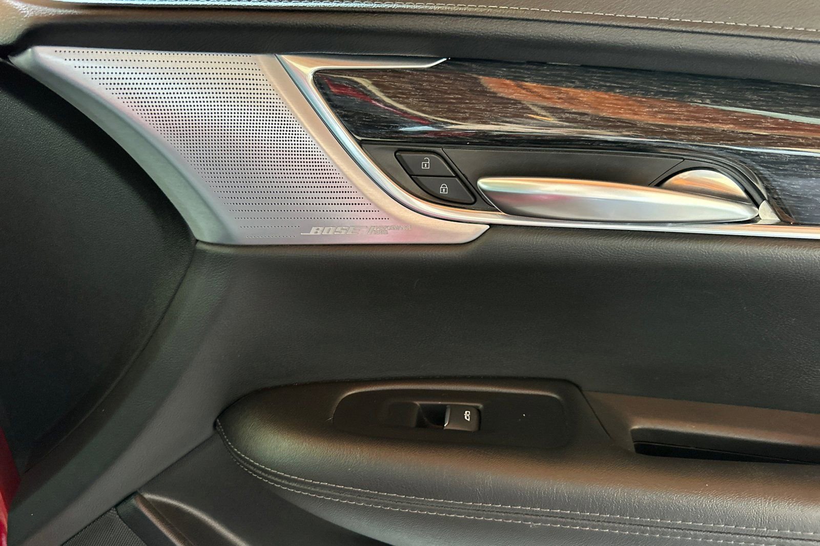 Certified 2023 Cadillac XT5 Premium Luxury FWD image 22