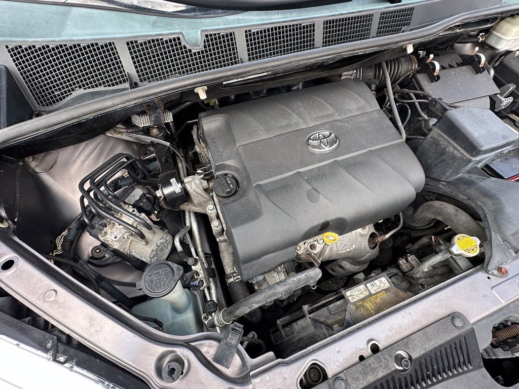 Used 2014 Toyota Sienna XLE FWD image 45