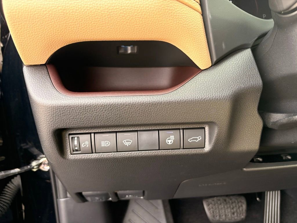 Used 2019 Toyota RAV4 Limited w/ Cold Weather Package image 28