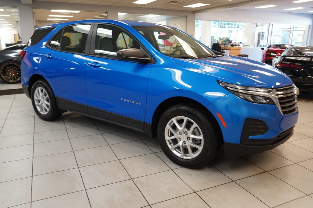 Used 2024 Chevrolet Equinox LS FWD image 13