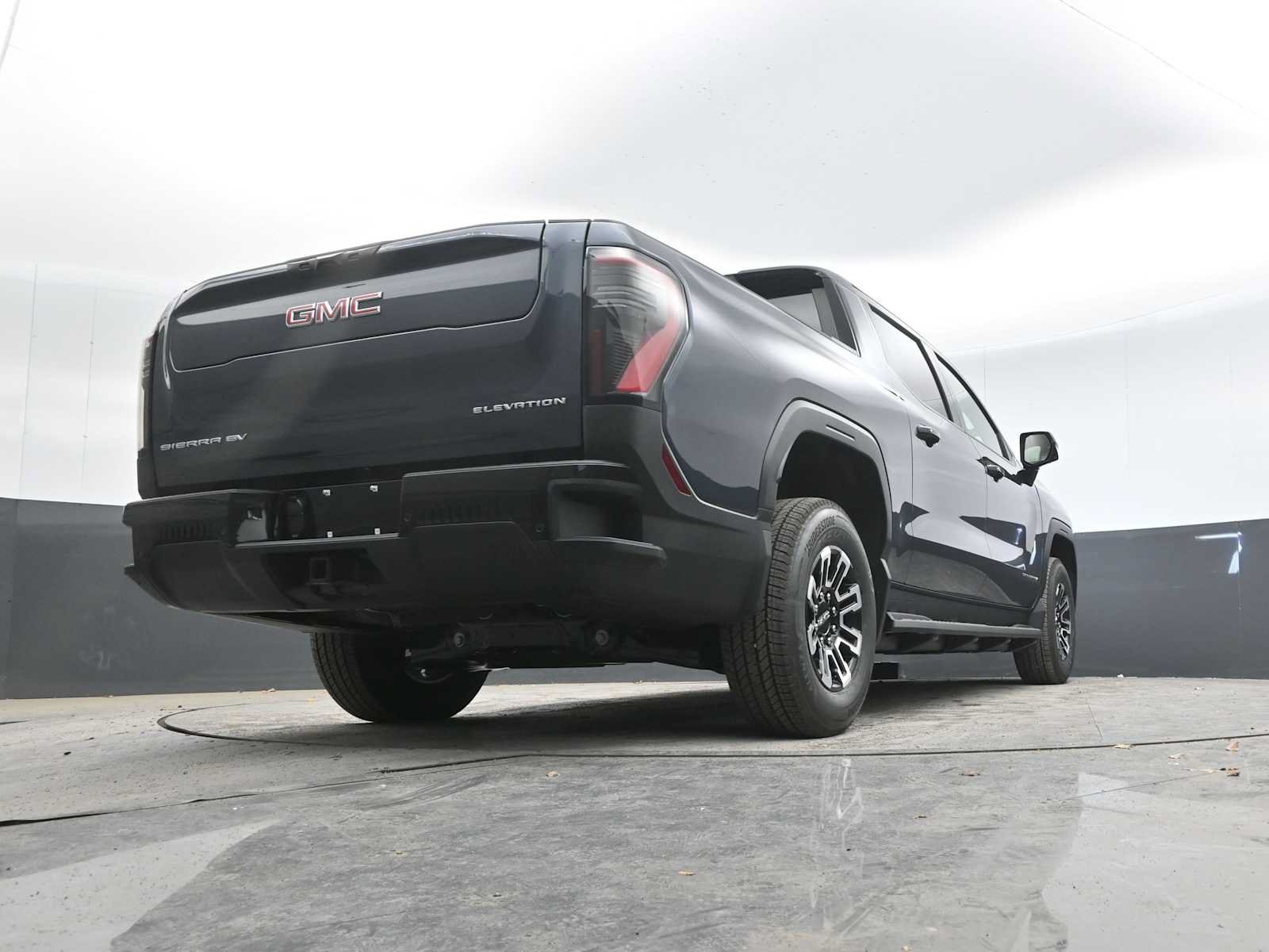 New 2026 GMC Sierra EV Elevation AWD/4WD image 47