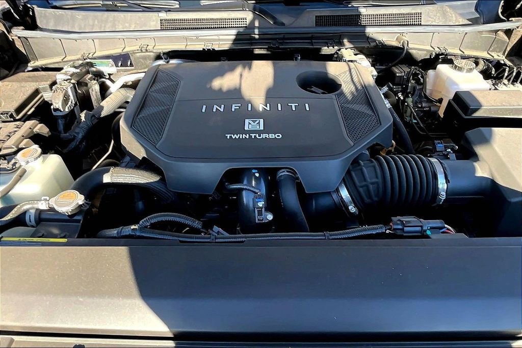 Used 2025 INFINITI QX80 Pure image 10