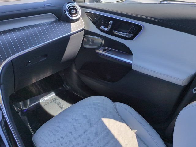 New 2026 Mercedes-Benz GLC 300 image 17