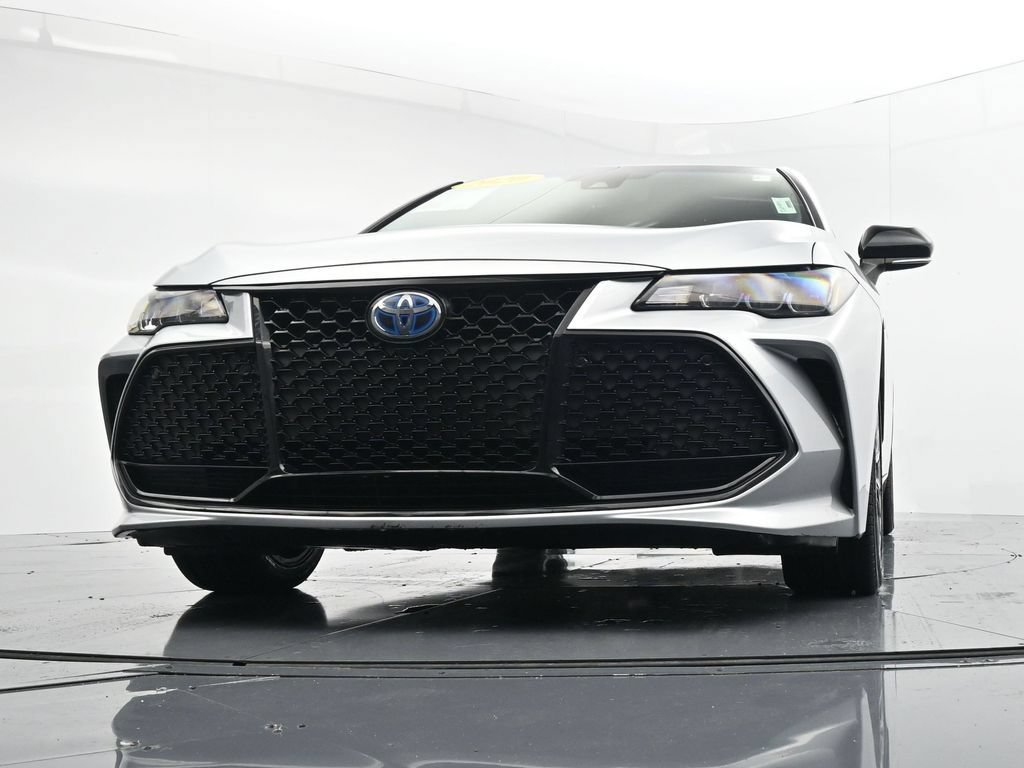 Used 2020 Toyota Avalon XSE FWD image 30