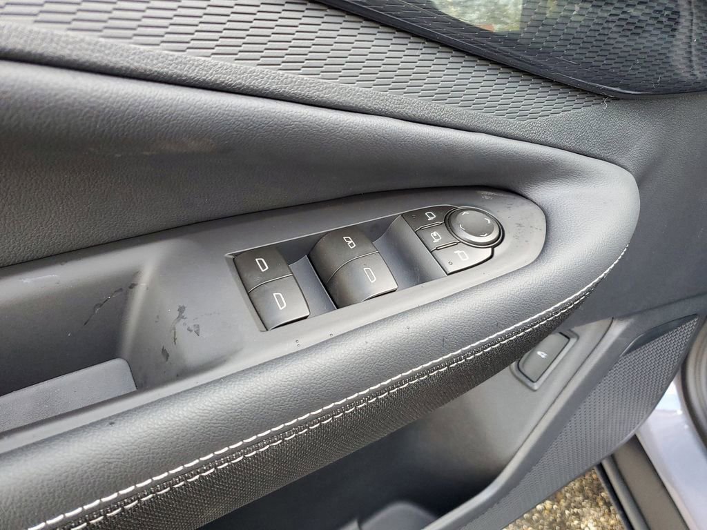 New 2026 Chevrolet Blazer EV LT image 13