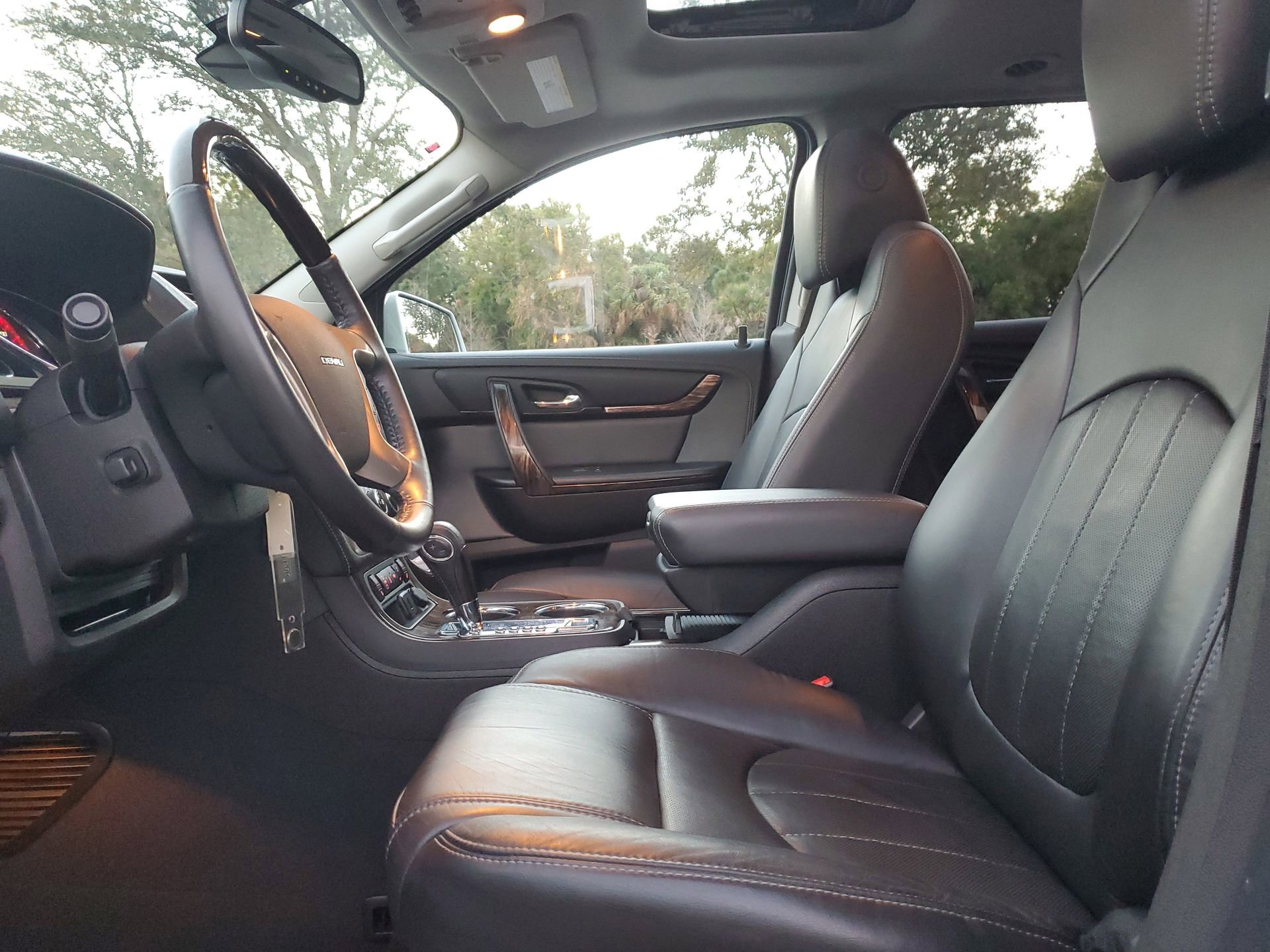 Used 2016 GMC Acadia Denali image 19