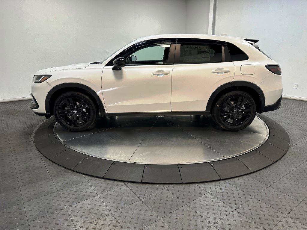 New 2026 Honda HR-V Sport image 5