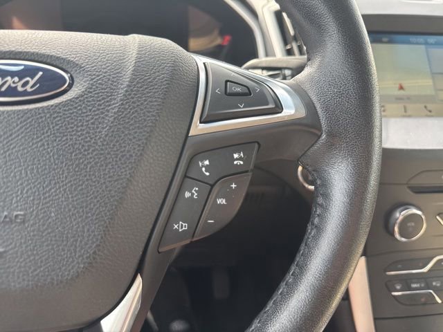 Used 2017 Ford Edge SEL w/ Equipment Group 201A AWD/4WD image 21