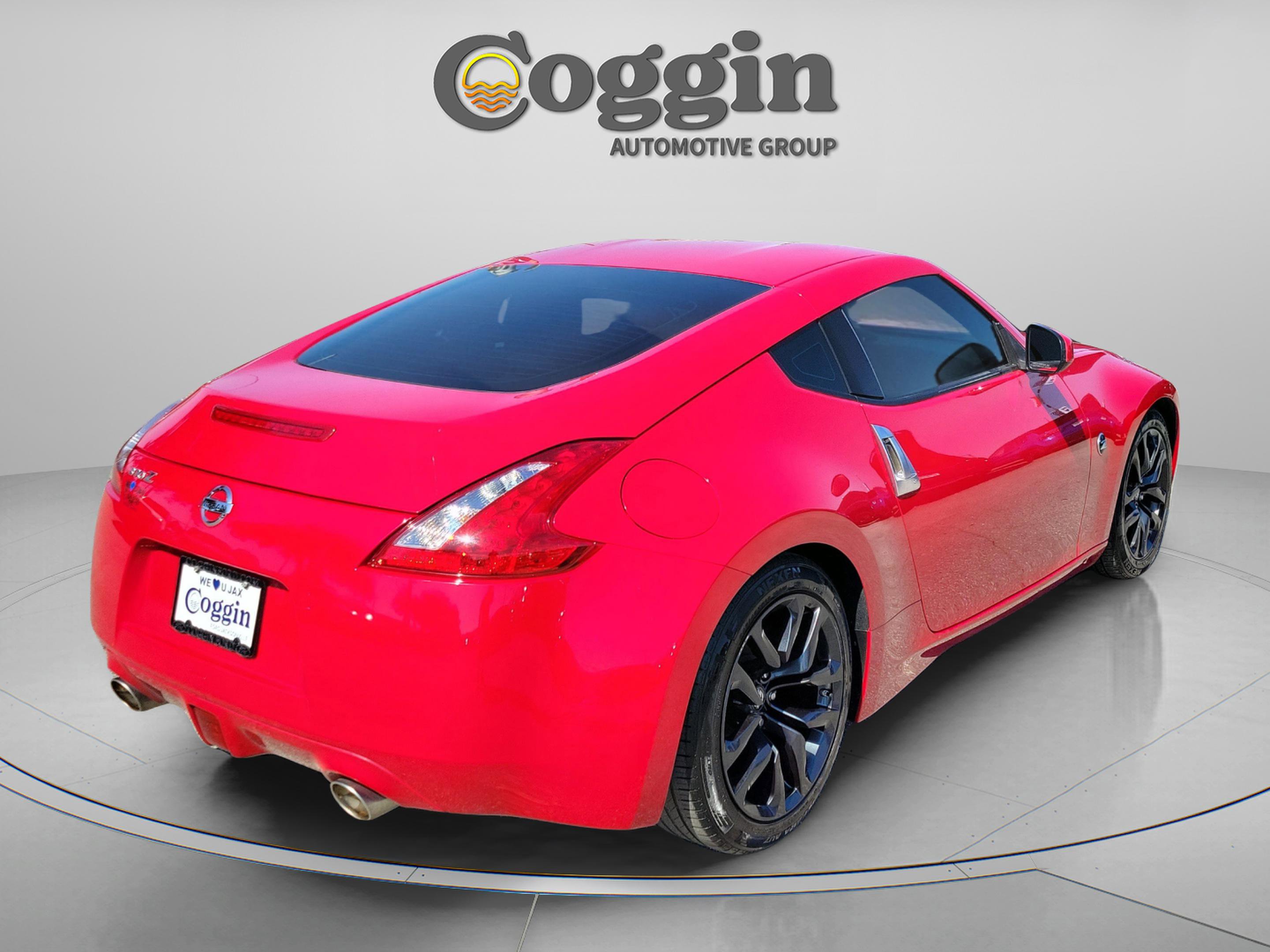Used 2016 Nissan 370Z Coupe image 4