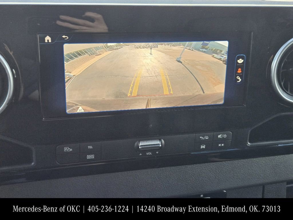 Used 2024 Mercedes-Benz eSprinter 170 Cargo image 18