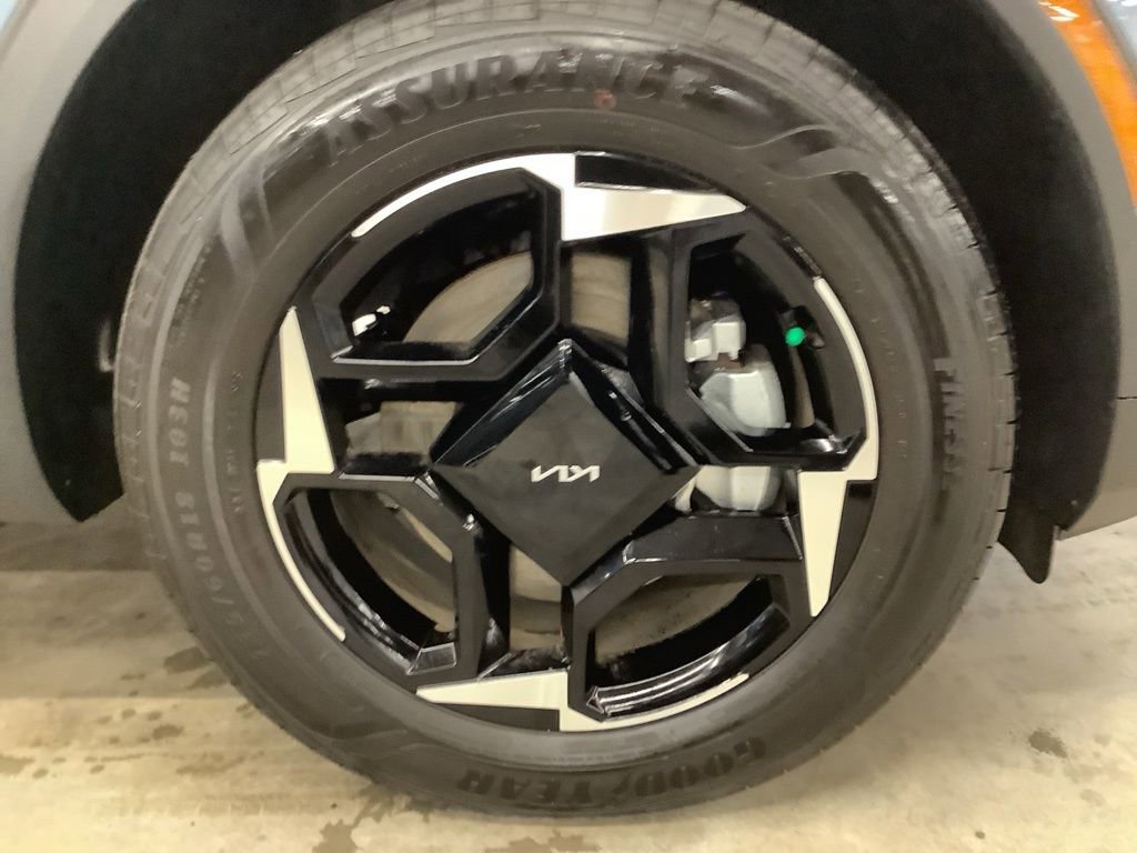 Certified 2026 Kia Sportage EX AWD/4WD image 26