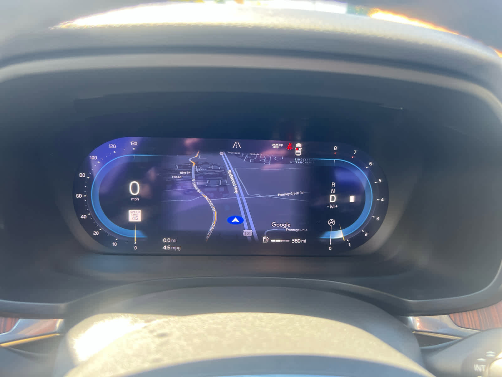 Used 2025 Volvo S60 B5 Plus image 23