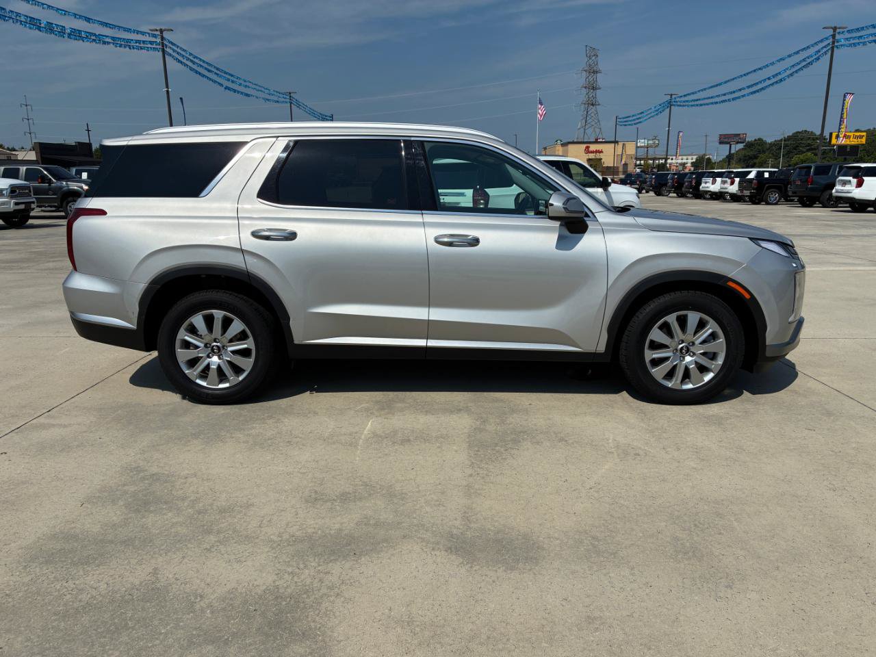 Used 2024 Hyundai Palisade SEL AWD/4WD image 5