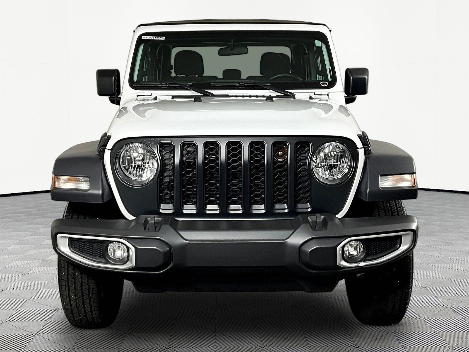 Used 2023 Jeep Gladiator Sport w/ Trailer Tow Package AWD/4WD video 2