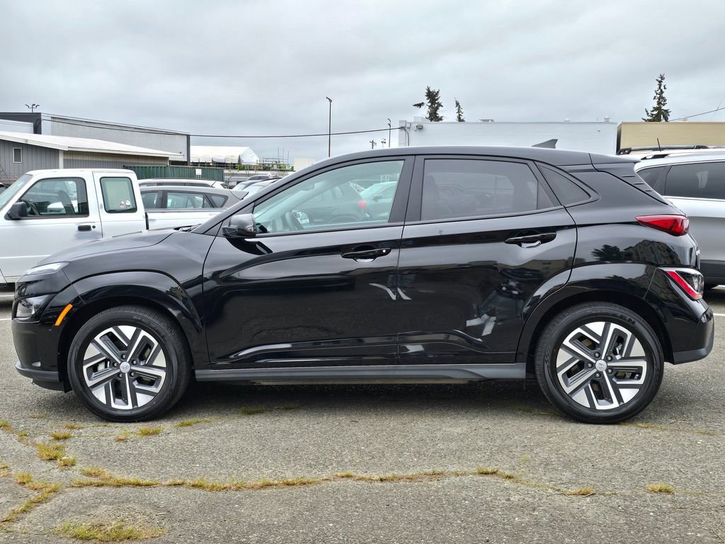 Used 2023 Hyundai Kona SE FWD image 4