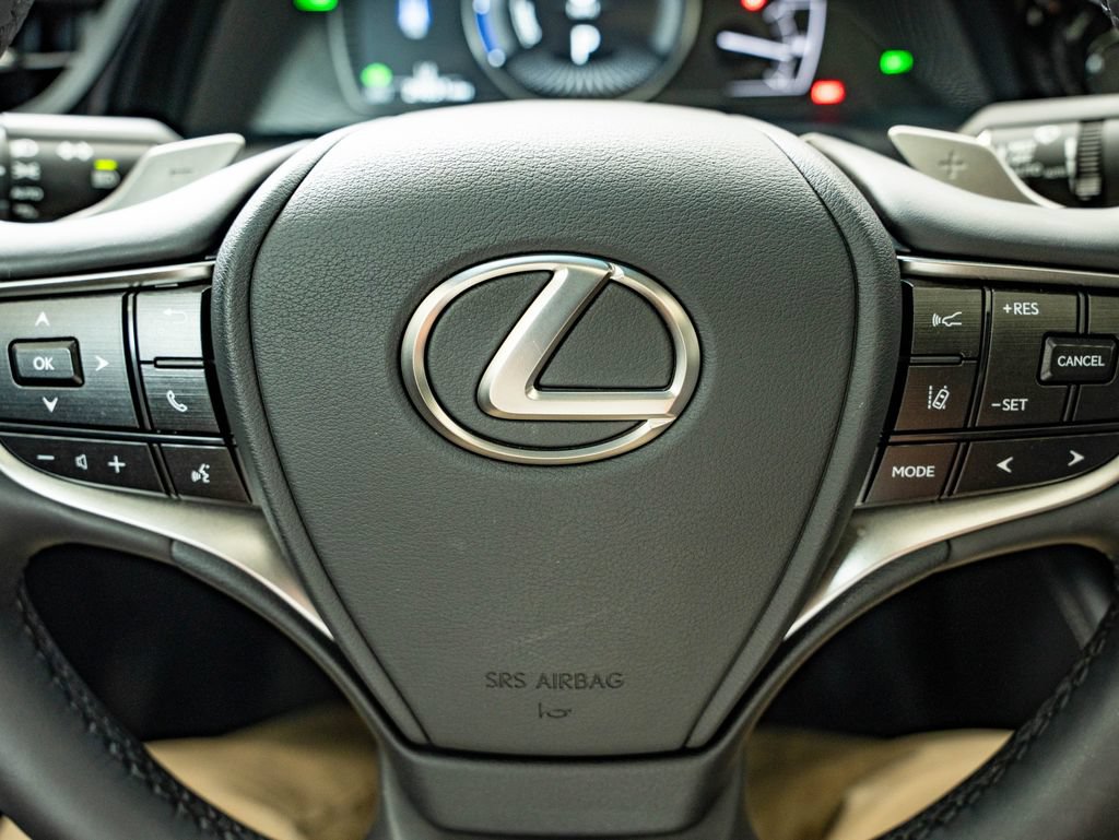 Certified 2025 Lexus ES 300h F Sport FWD image 28