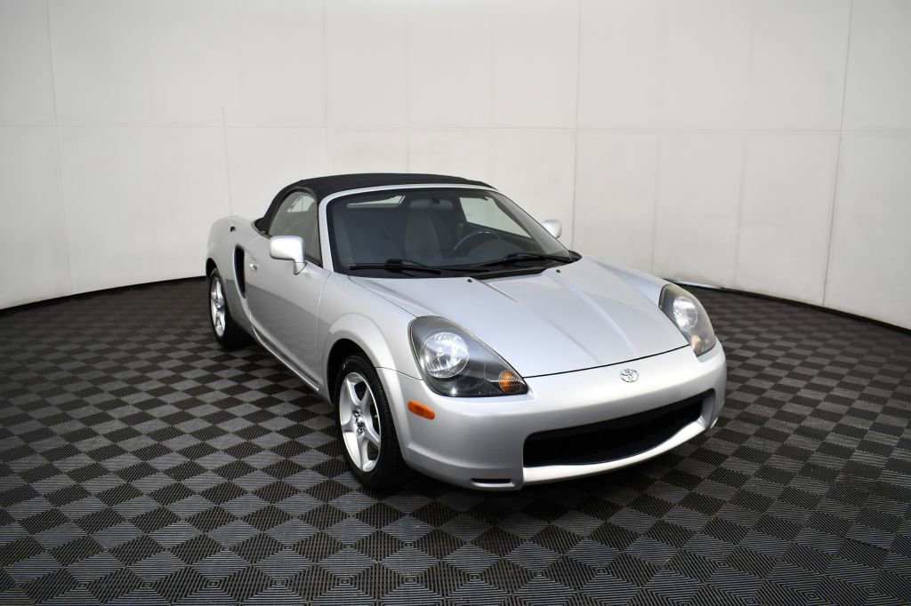 Used 2000 Toyota MR2 image 3