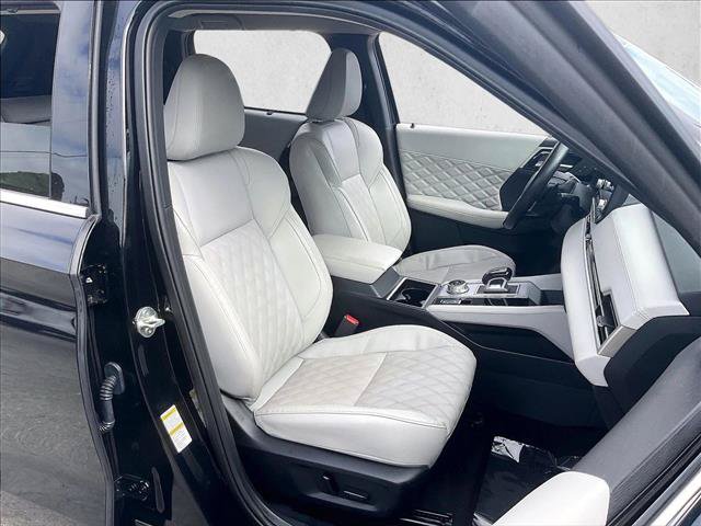 Used 2024 Mitsubishi Outlander SEL FWD image 9