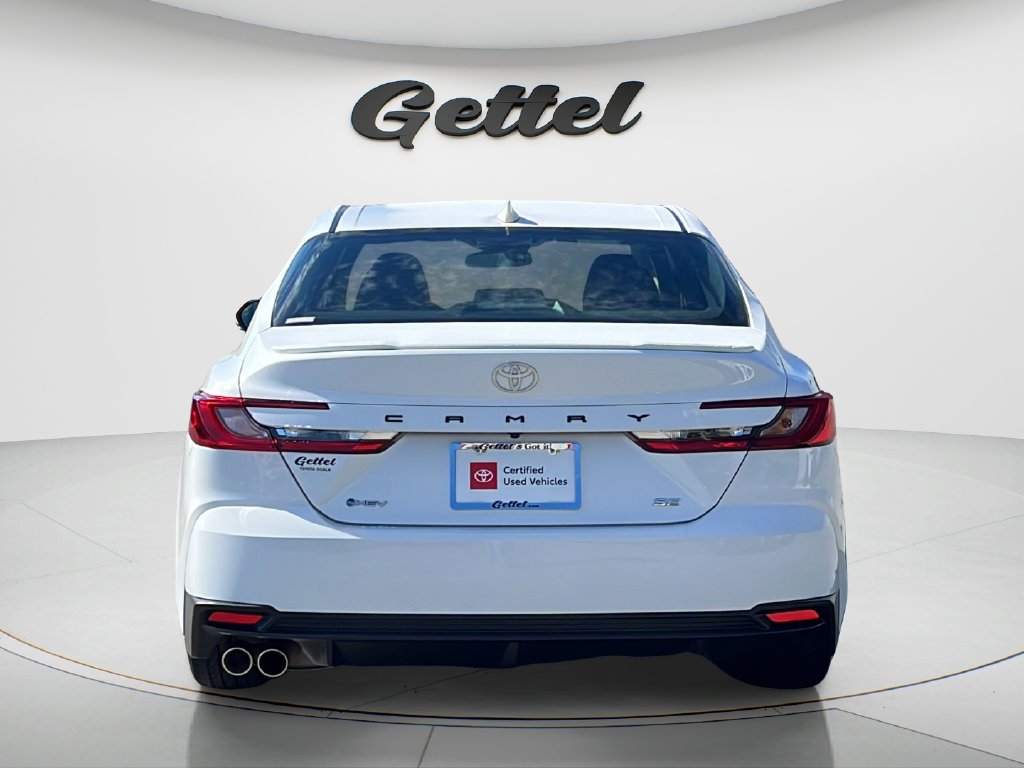 Used 2025 Toyota Camry SE FWD image 6