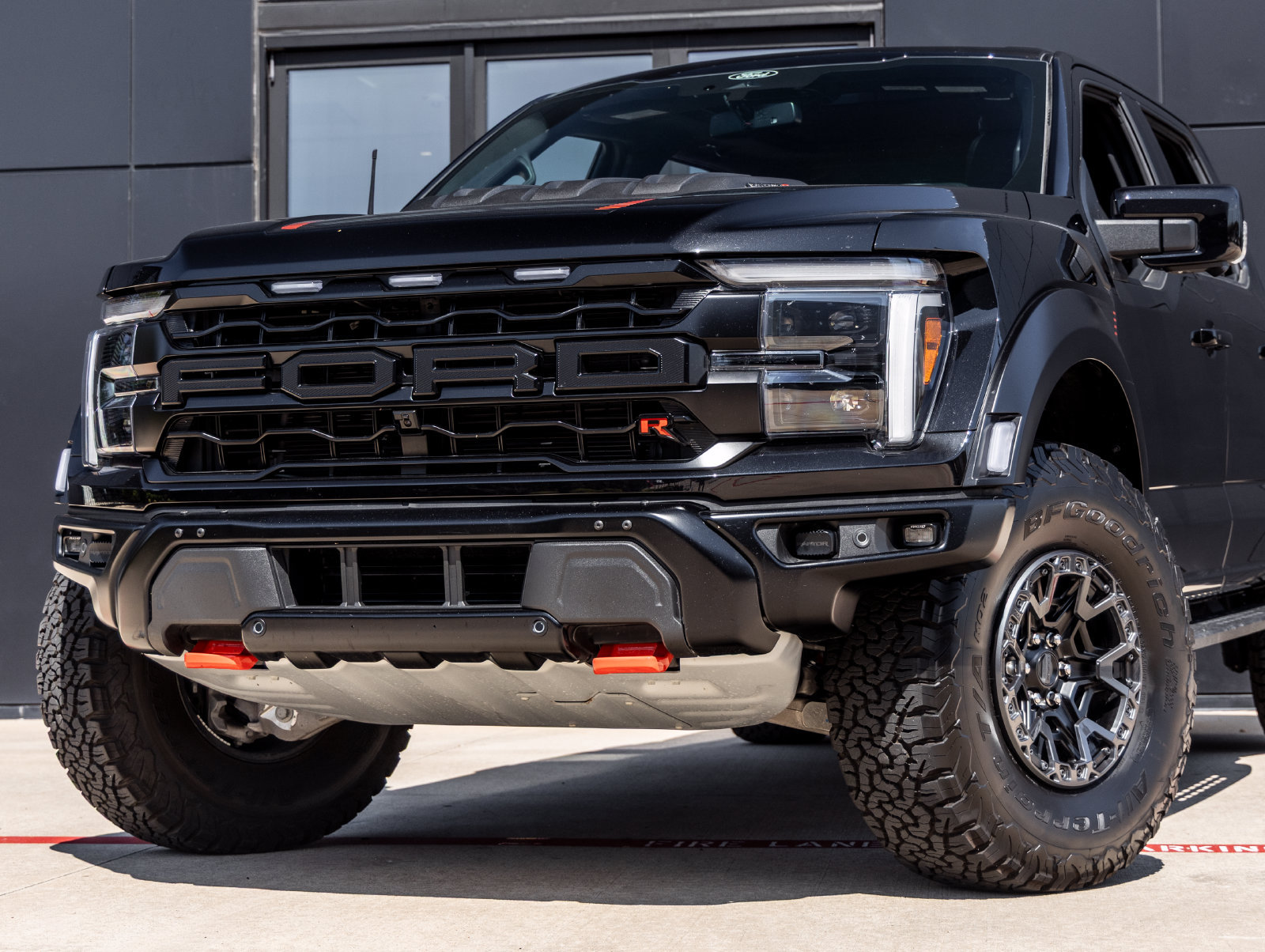 Used 2026 Ford F150 Raptor w/ Equipment Group 803A Raptor R AWD/4WD image 3