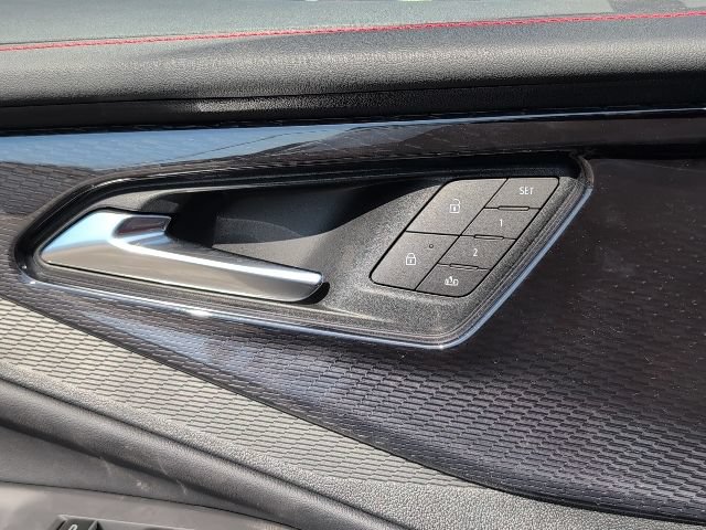 New 2025 Chevrolet Blazer EV RS RWD image 22