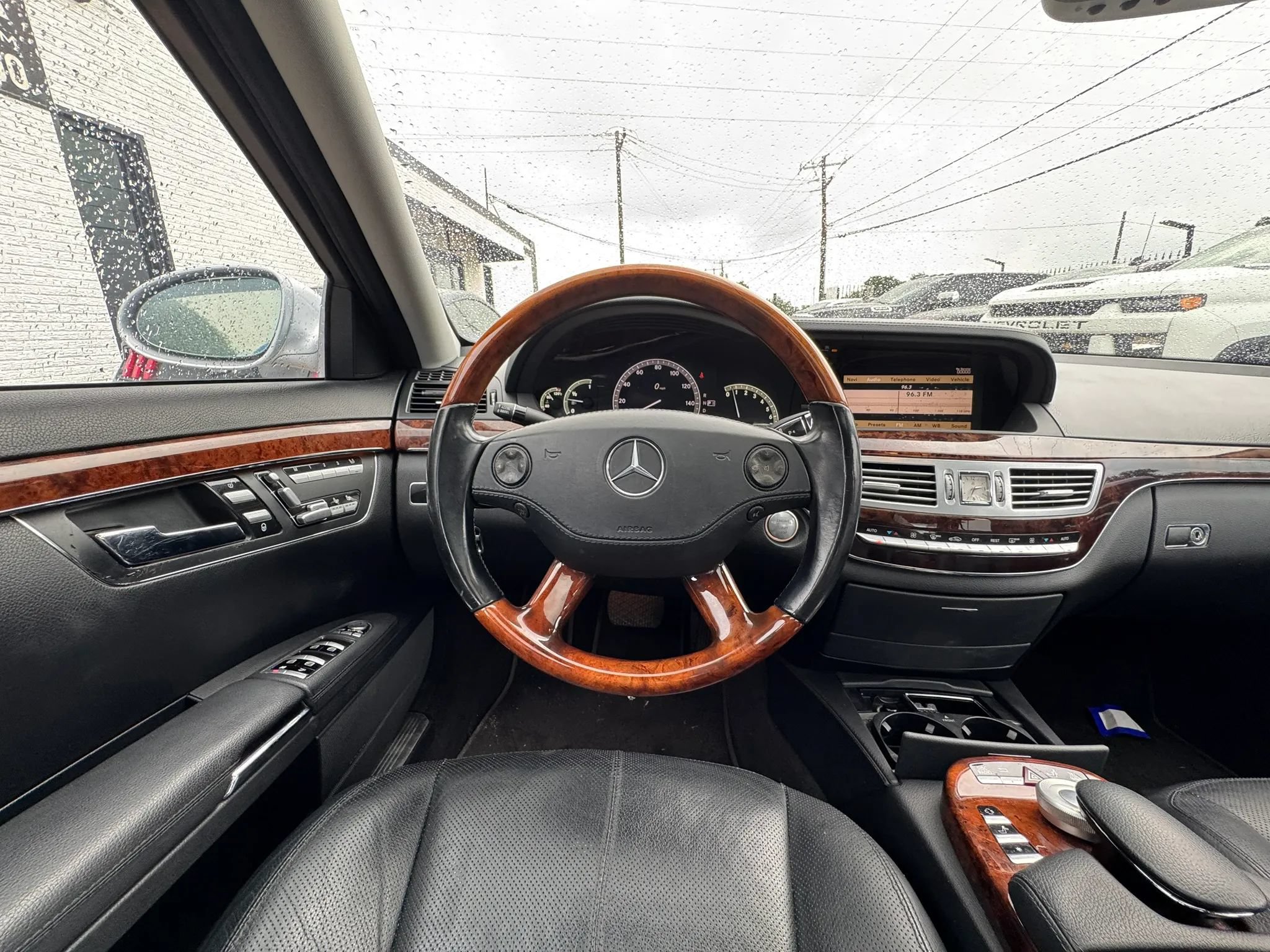 Used 2009 Mercedes-Benz S 550 image 15