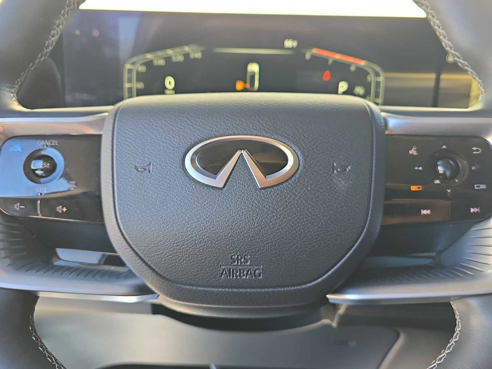 Certified 2025 INFINITI QX80 Luxe image 20