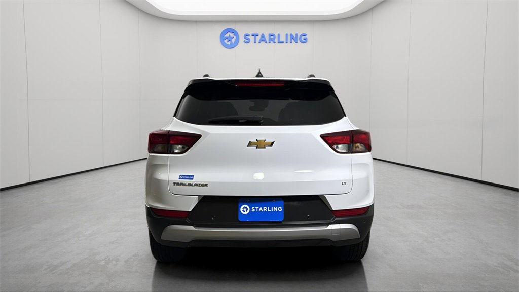 Certified 2024 Chevrolet TrailBlazer LT w/ Driver Confidence Package image 17