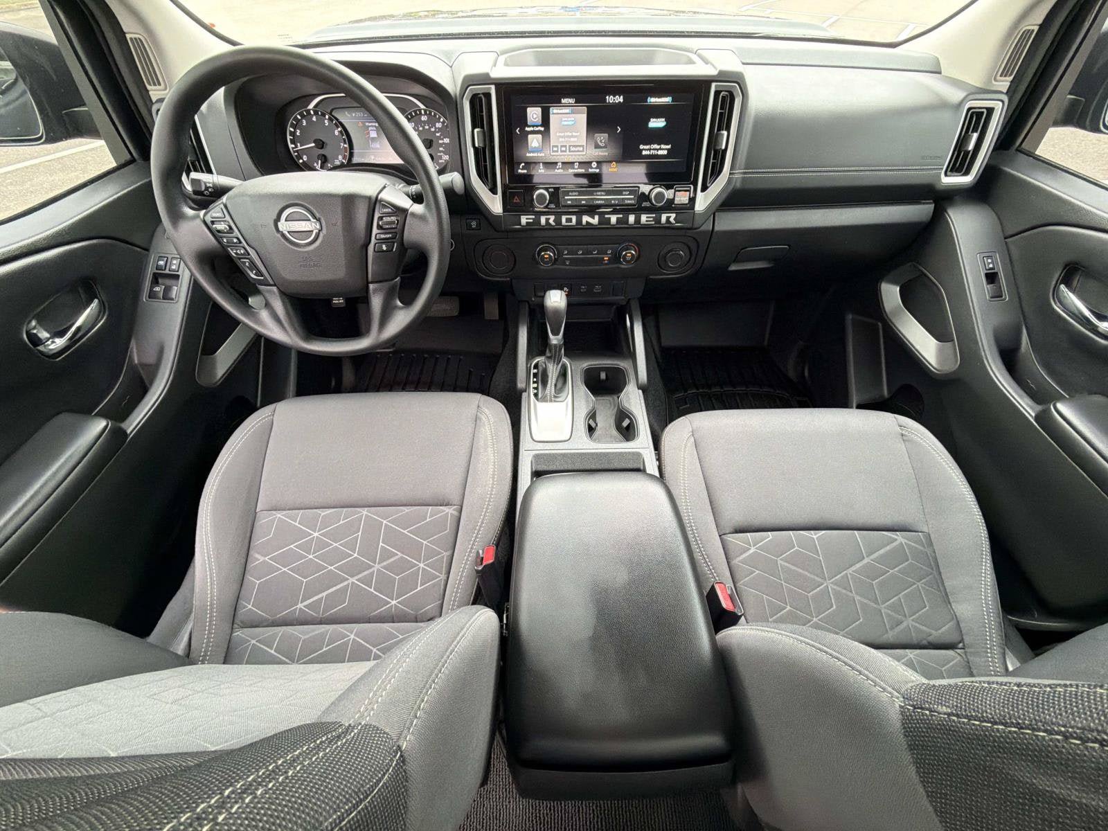 Used 2025 Nissan Frontier SV RWD image 18