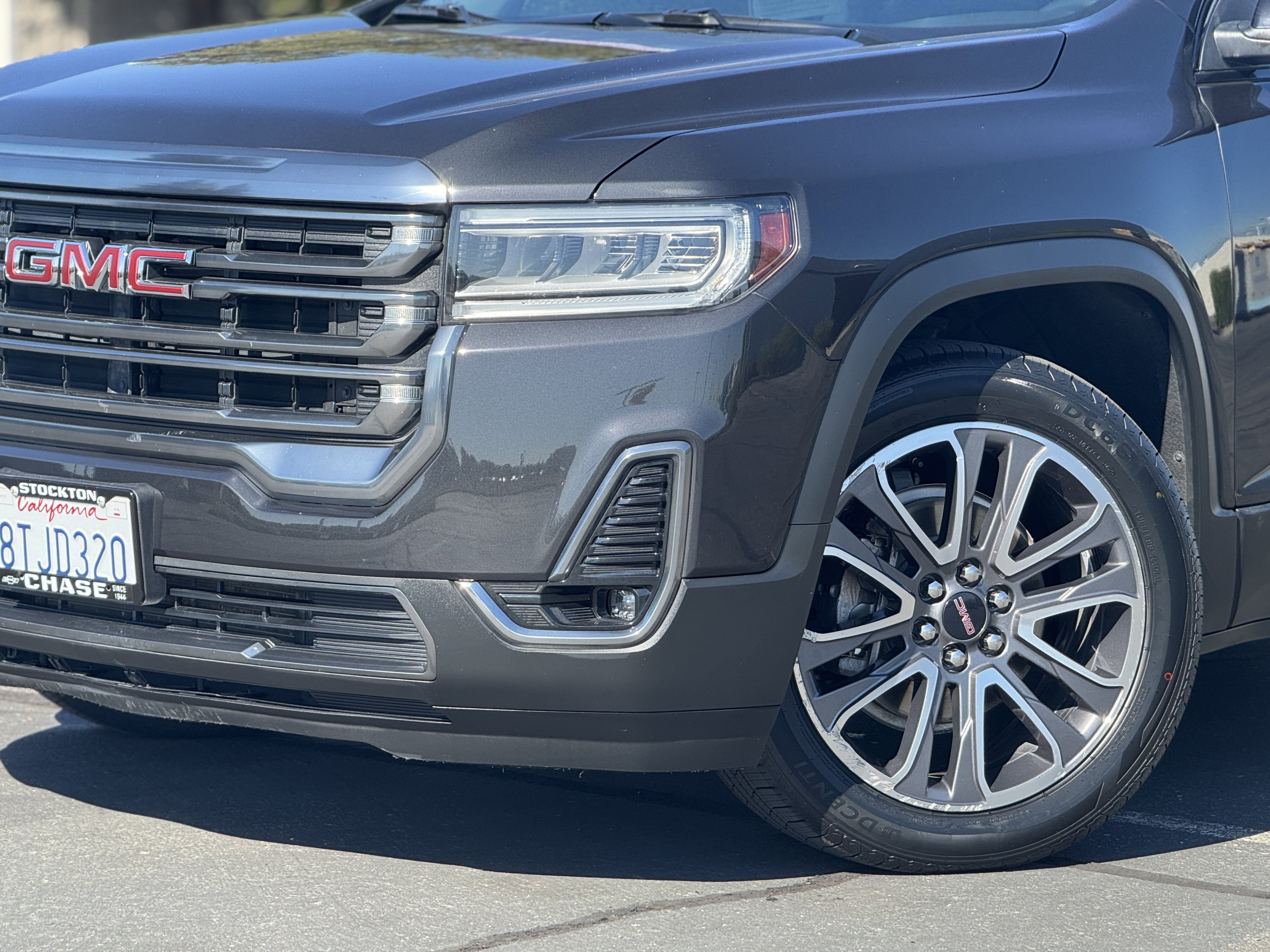 Certified 2020 GMC Acadia AT4 image 3