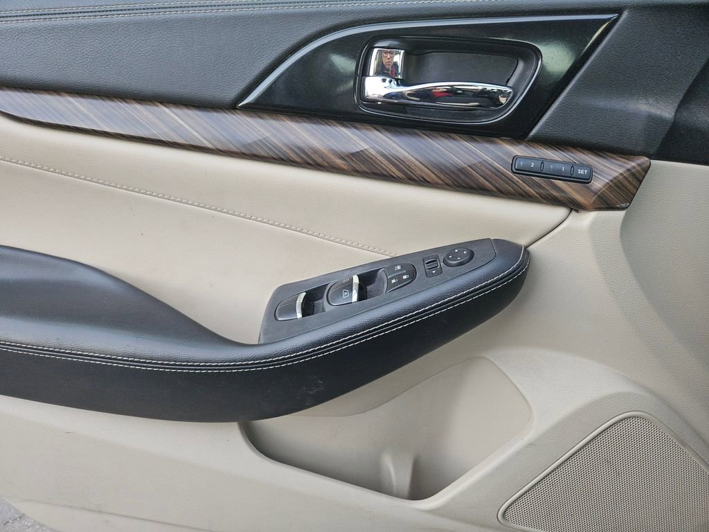 Used 2017 Nissan Maxima Platinum image 20