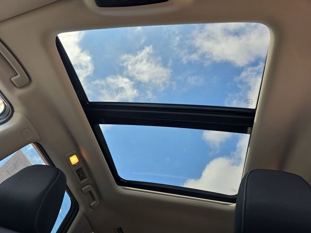 Certified 2024 Nissan Pathfinder SV w/ SV Premium Package image 22