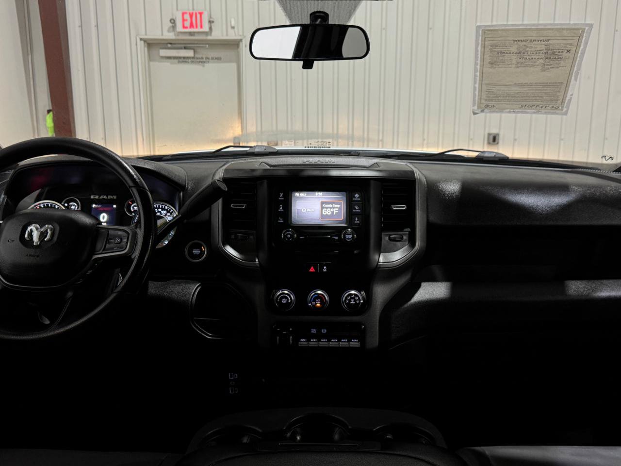 Used 2024 RAM 3500 Tradesman w/ Chrome Appearance Group AWD/4WD image 21