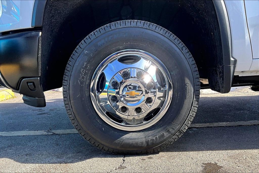 New 2026 Chevrolet Silverado 3500 W/T AWD/4WD image 12