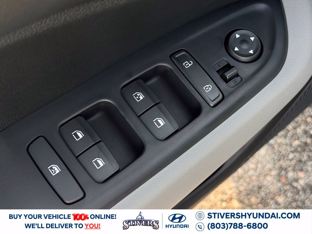 New 2026 Hyundai Venue SEL FWD image 24