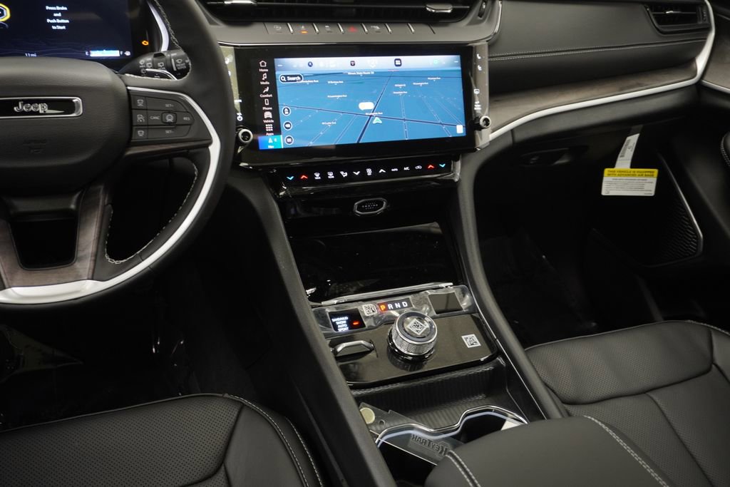 New 2026 Jeep Grand Cherokee L Limited AWD/4WD image 21