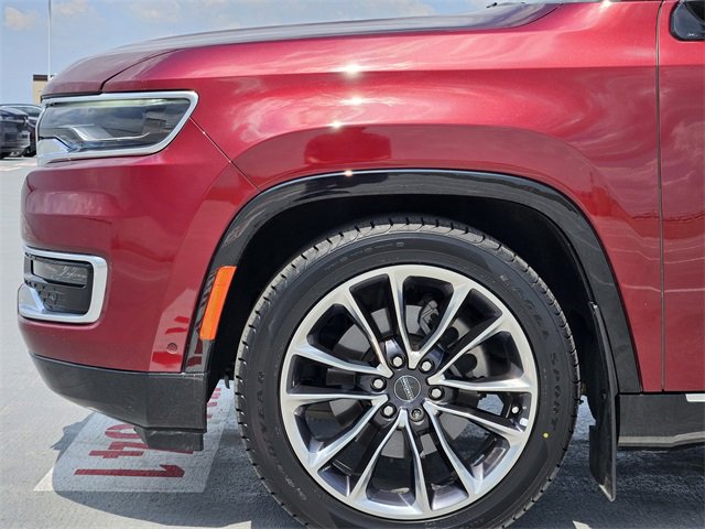 Used 2023 Jeep Wagoneer Series III w/ Premium Group I image 9