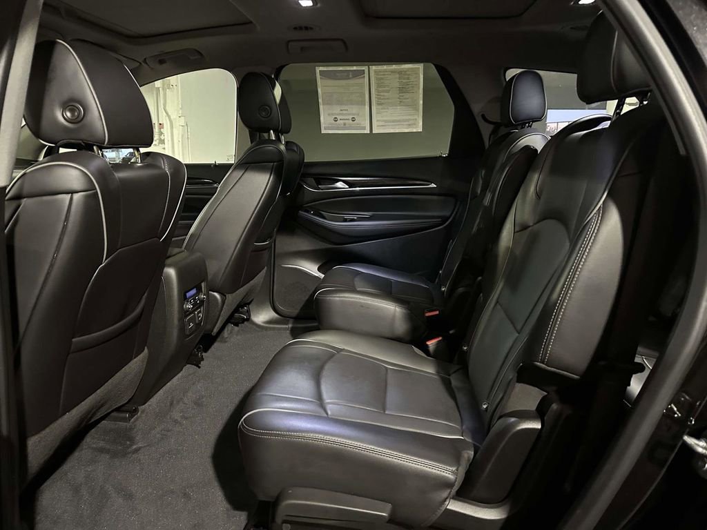Used 2021 Buick Enclave Avenir w/ Avenir Technology Package image 13