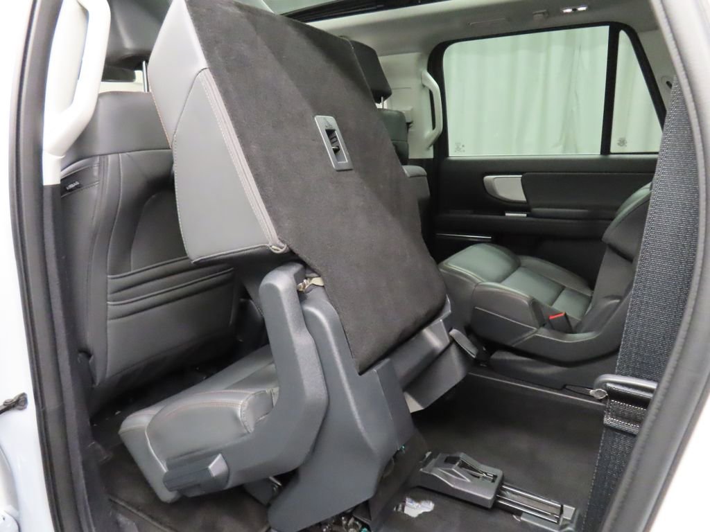 Used 2025 Ford Expedition Max Active image 67
