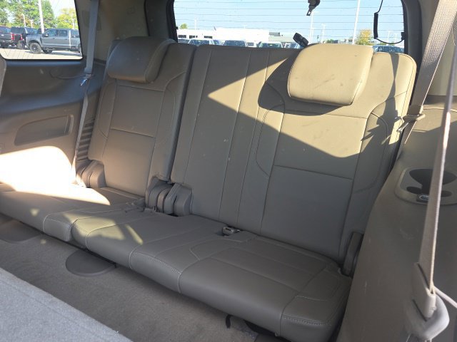 Used 2015 Chevrolet Tahoe LT w/ Luxury Package AWD/4WD image 17