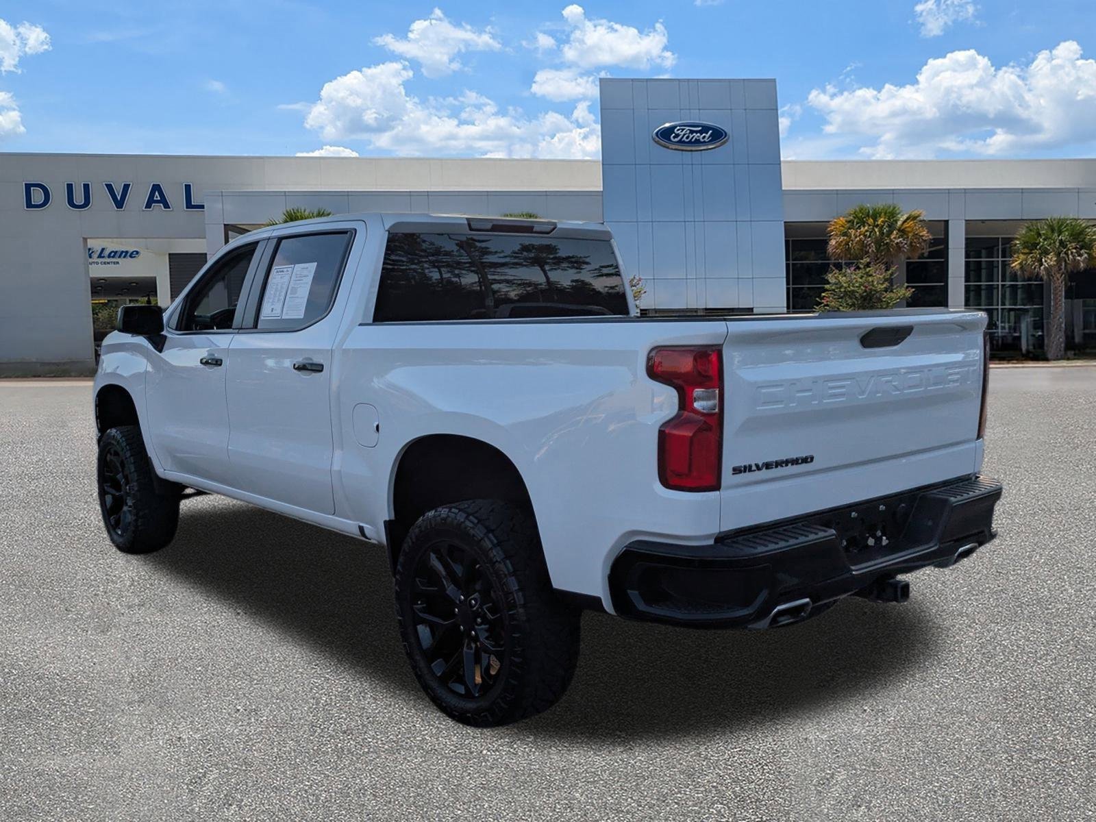 Used 2022 Chevrolet Silverado 1500 LT Trail Boss w/ Bed Protection Package image 6