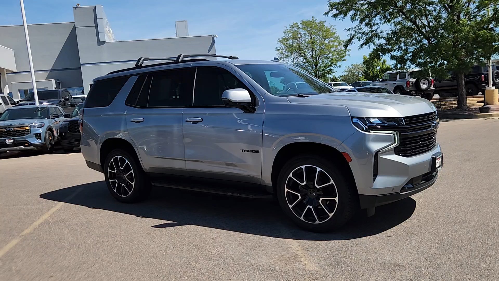 Used 2024 Chevrolet Tahoe RST w/ Luxury Package AWD/4WD image 7