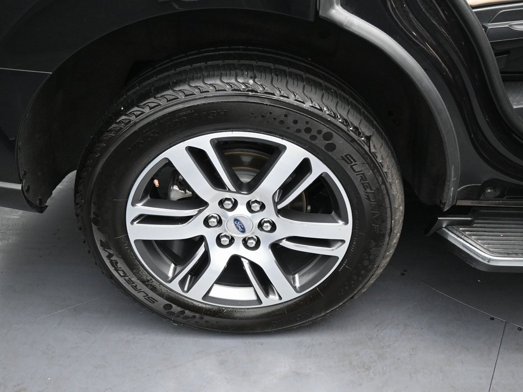 Used 2023 Ford Expedition Limited image 40