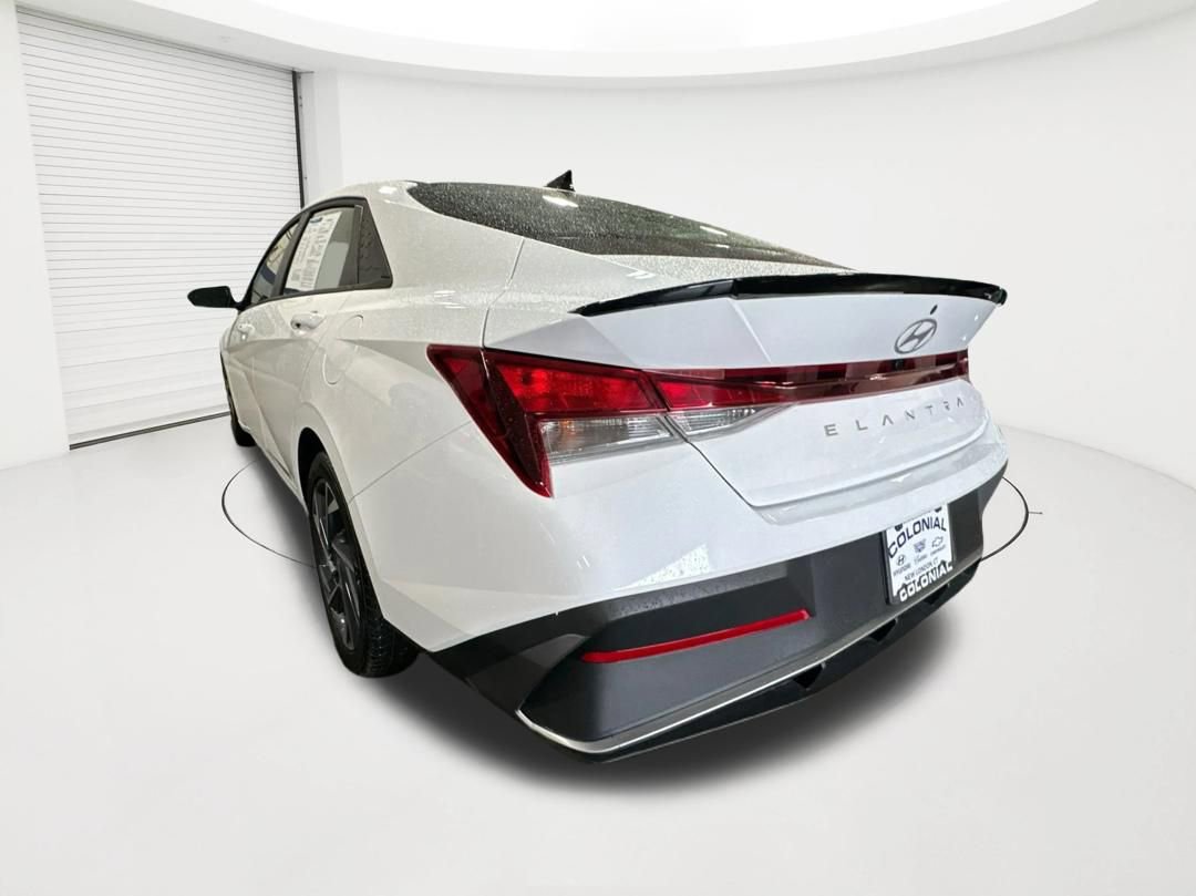 Certified 2025 Hyundai Elantra Sport FWD image 7
