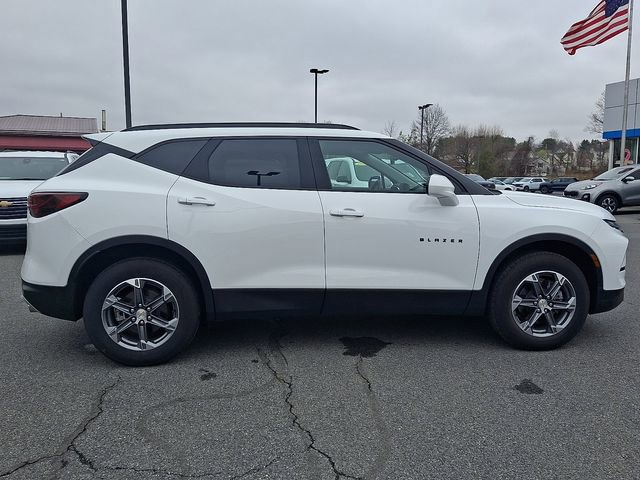 Certified 2024 Chevrolet Blazer LT w/ Convenience Package image 7