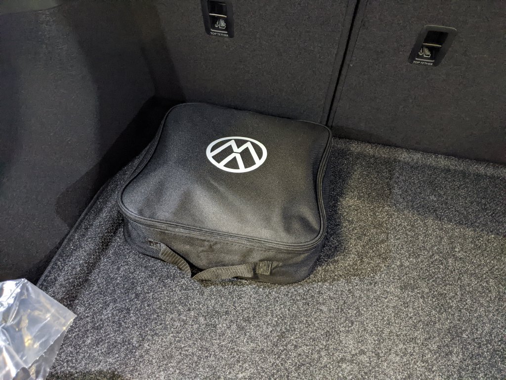 New 2026 Volkswagen ID.4 Pro AWD/4WD image 27