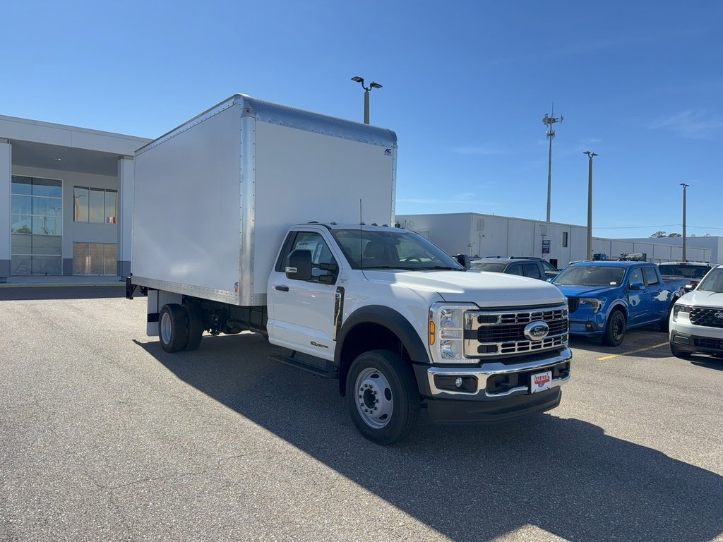 New 2026 Ford F550 2WD Regular Cab Super Duty image 26