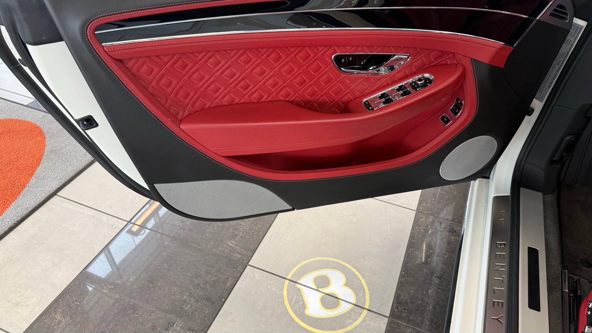 Used 2020 Bentley Continental GT image 39