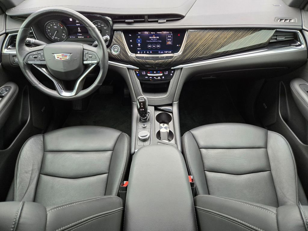 Used 2020 Cadillac XT6 Premium Luxury image 13